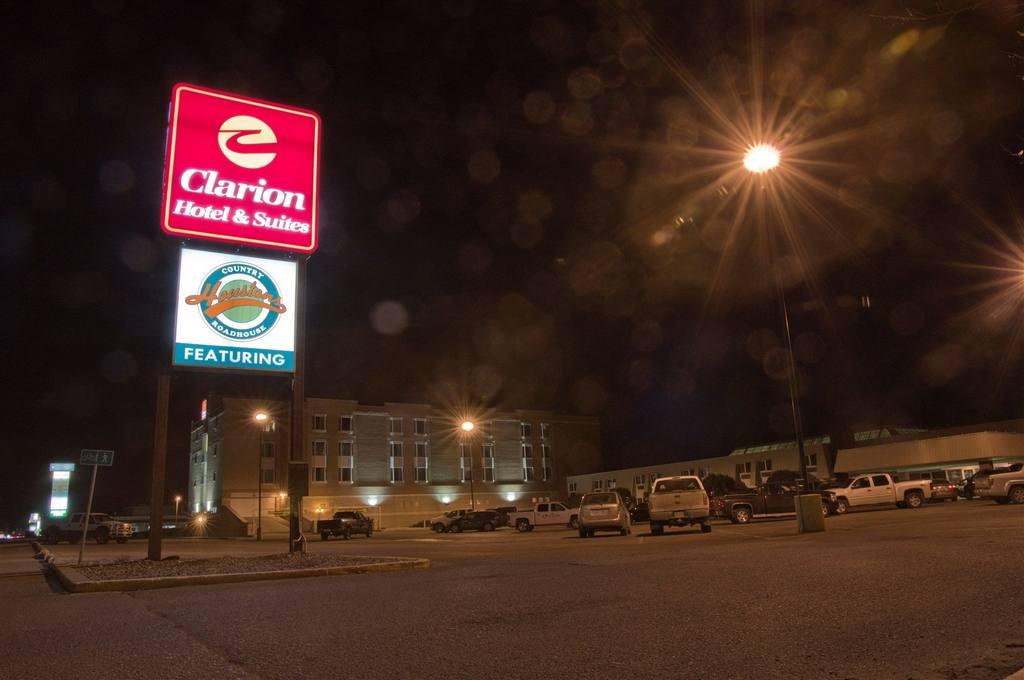 Clarion Hotel & Suites Brandon Eksteriør bilde