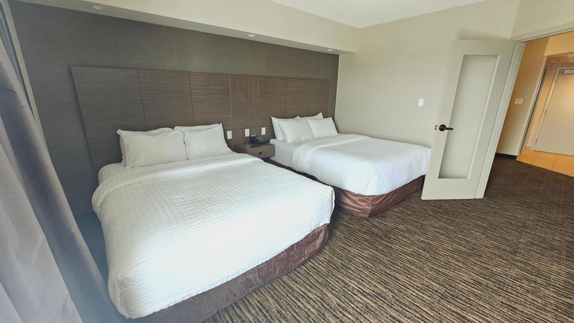 Clarion Hotel & Suites Brandon Eksteriør bilde