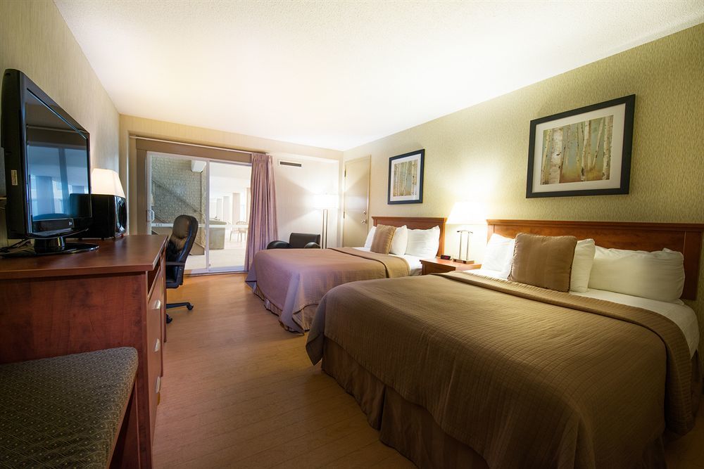 Clarion Hotel & Suites Brandon Eksteriør bilde