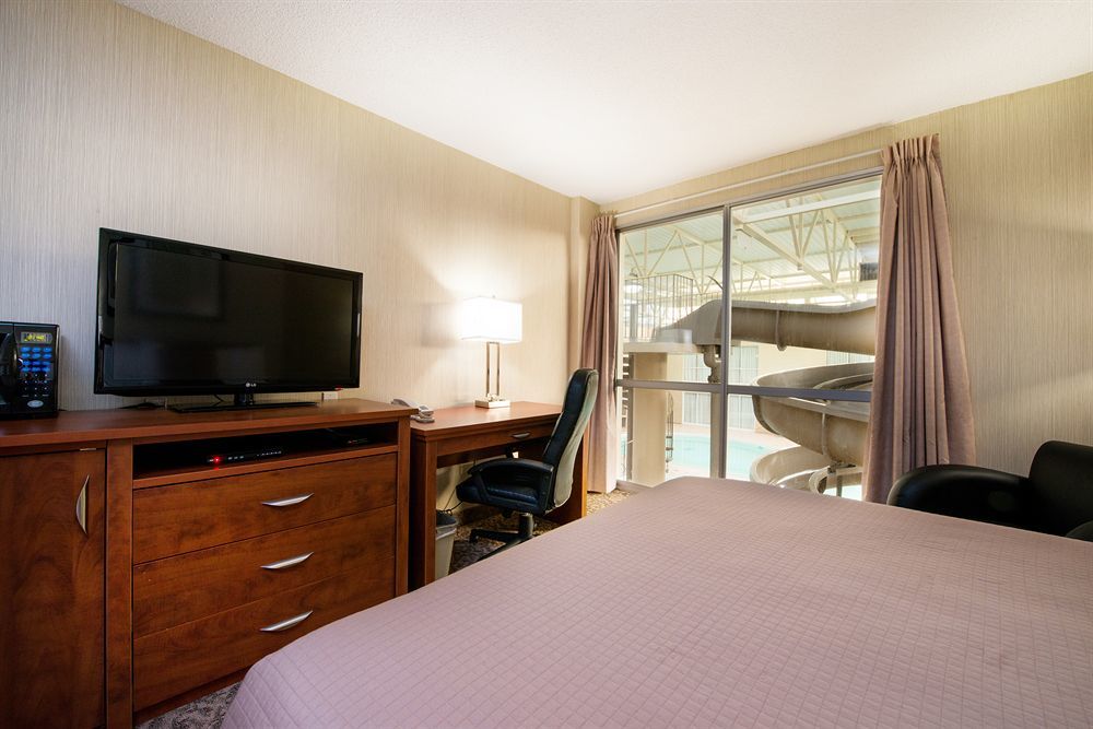 Clarion Hotel & Suites Brandon Eksteriør bilde